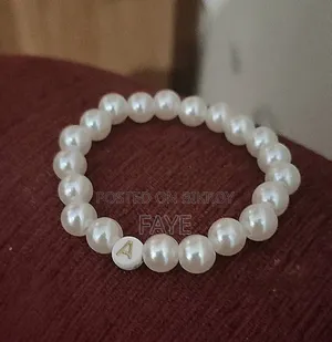 Customizable Pearls Bead Bracelet