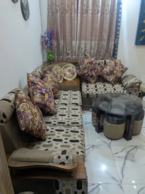 গ্লাস টেবিল সহ সম্পূর্ণ সোফা সেট