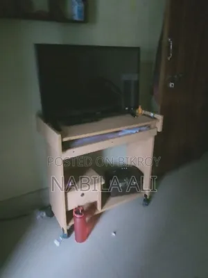 Otobi Table