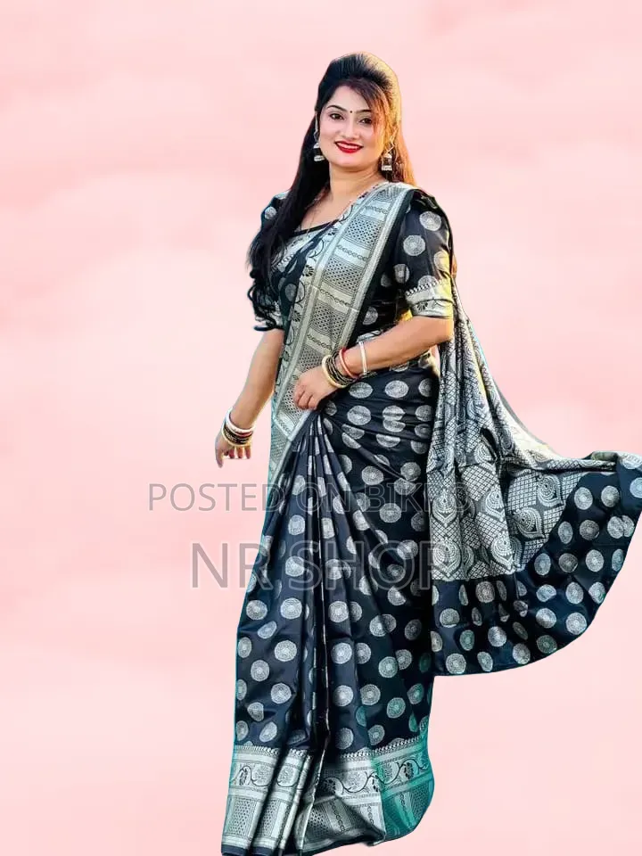 সফট সিল্ক ইন্ডিয়ান ইন্সপায়ার্ড কাতান শাড়ি