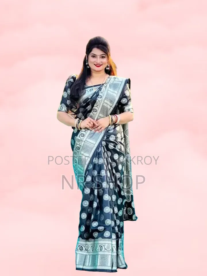 সফট সিল্ক ইন্ডিয়ান ইন্সপায়ার্ড কাতান শাড়ি