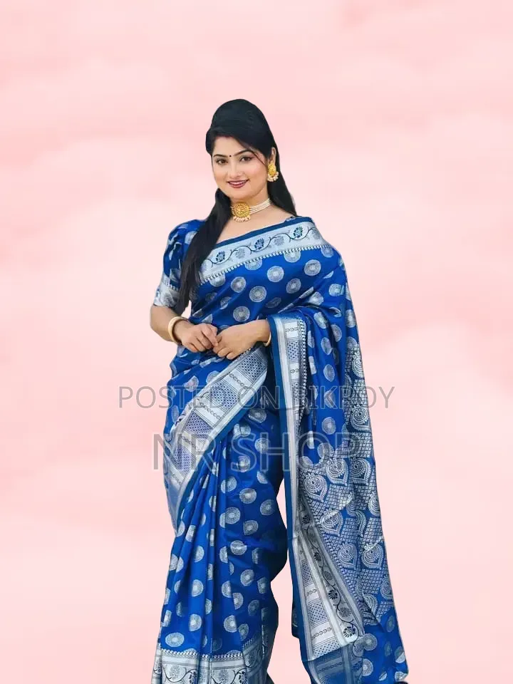 সফট সিল্ক ইন্ডিয়ান ইন্সপায়ার্ড কাতান শাড়ি