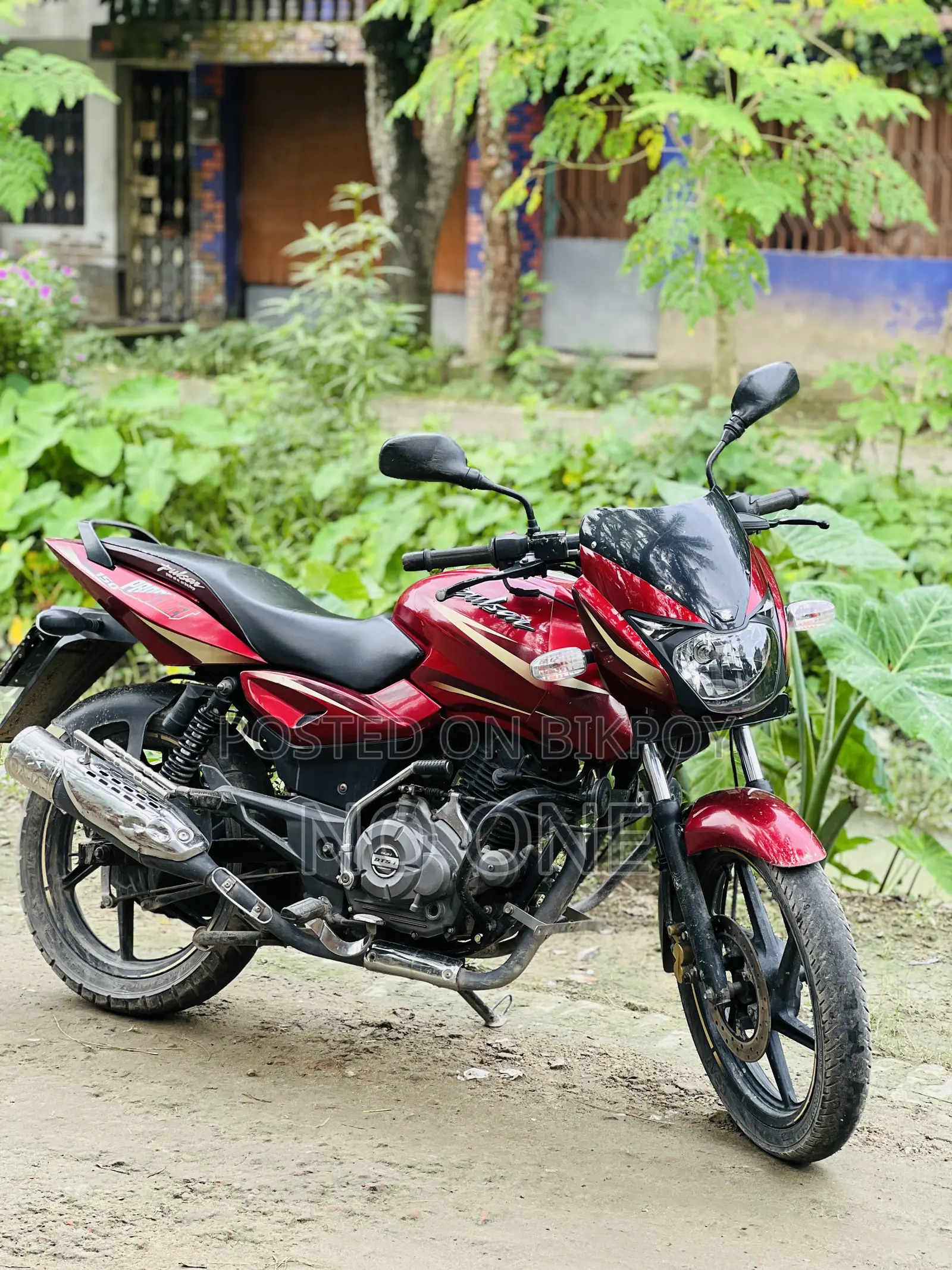 Bajaj Pulsar 150 2016 Red