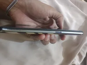 Realme X7 (India) 128 GB