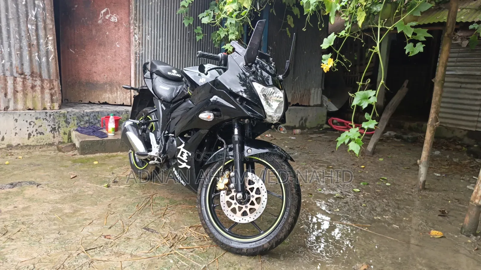 সুজুকি জিক্সার মনোটোন ২০২৫ কালো