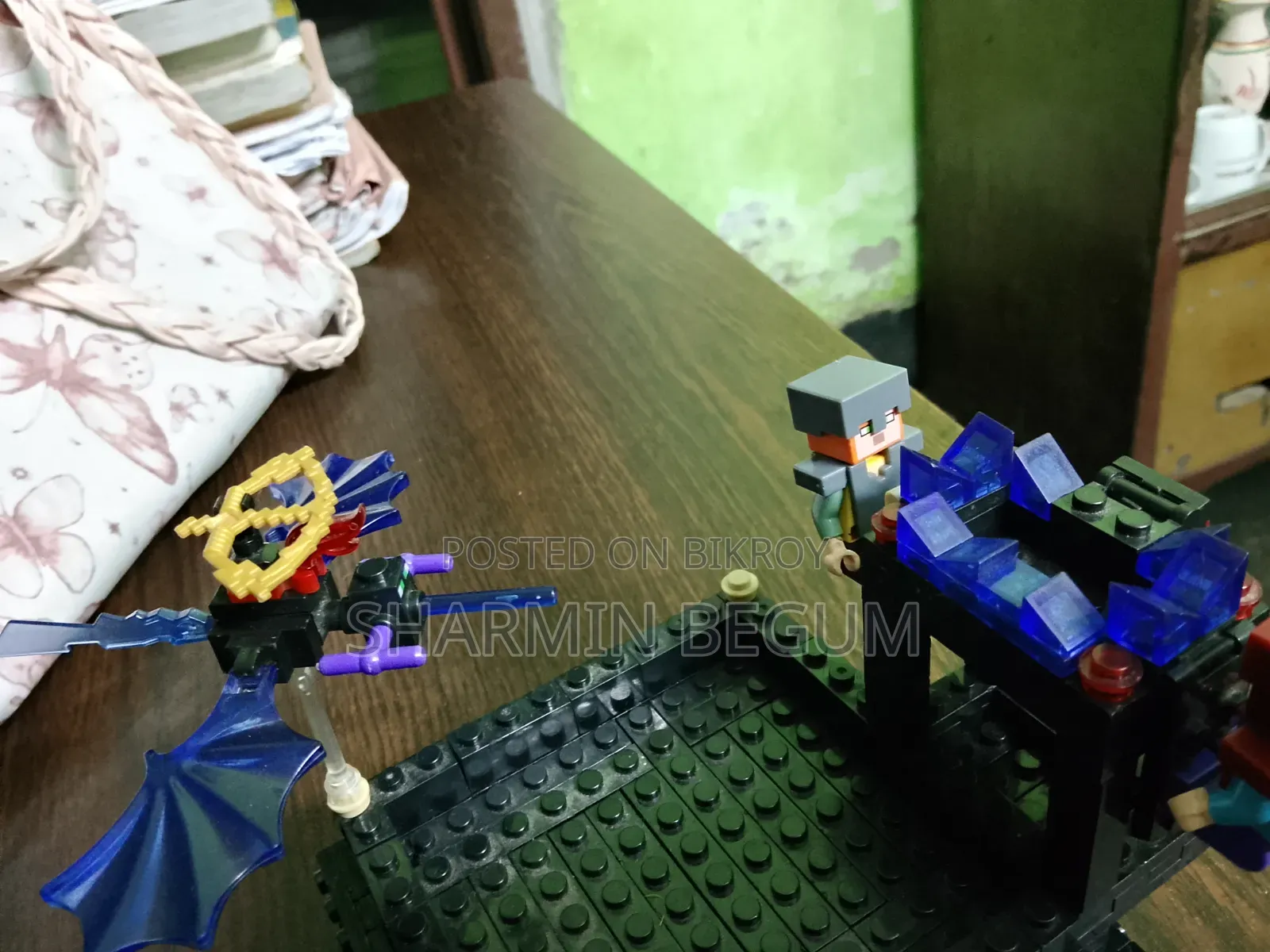 লেগো সেট ।