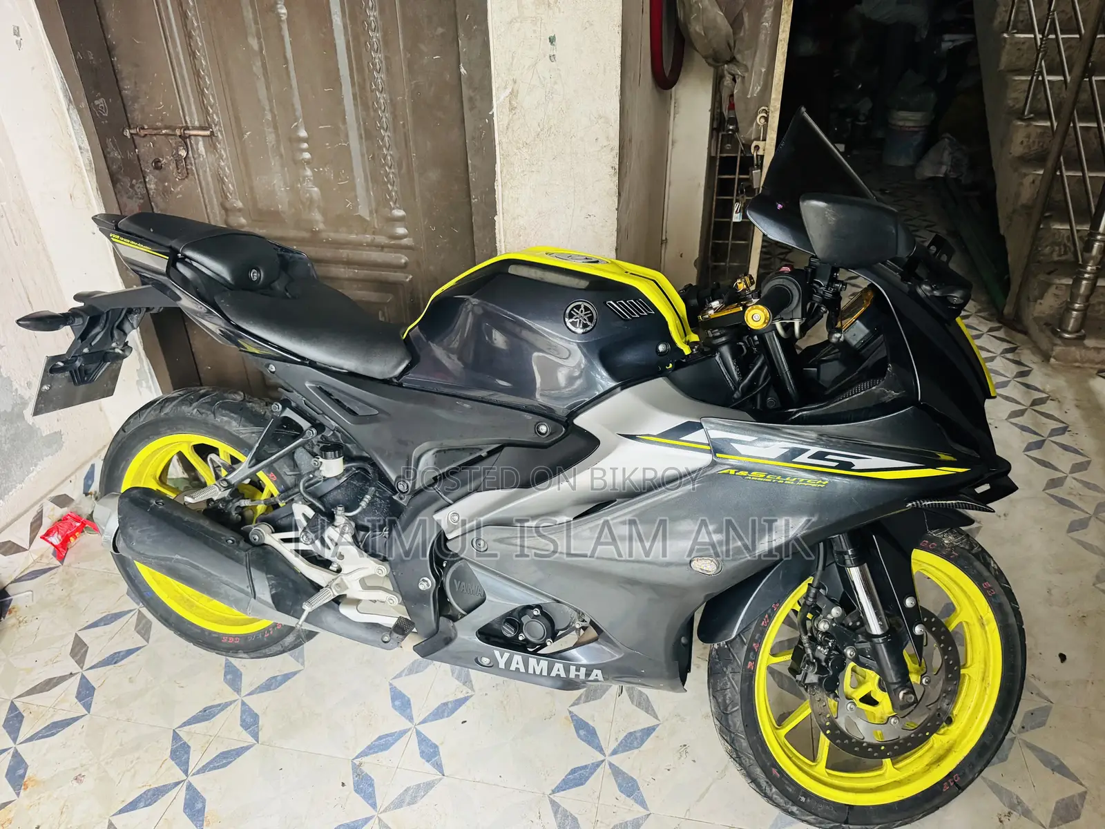 Yamaha 2023 Silver