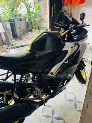 Yamaha 2023 Silver