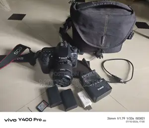 ক্যানন ৭০ডি ডিএসএলআর ক্যামেরা ১৮-৫৫মিমি লেন্সসহ | চমৎকার কন্ডিশন
