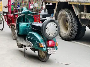 Bajaj Pulsar F250 2000 Green
