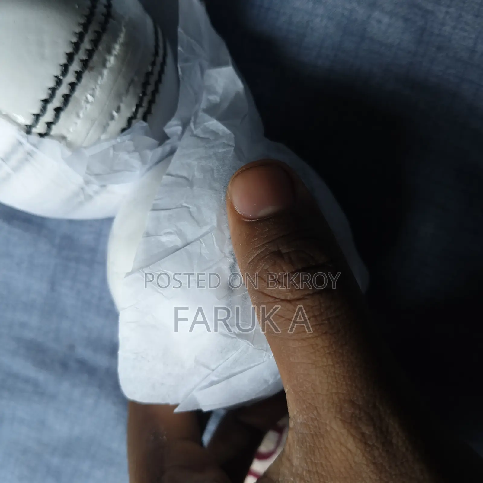 ক্রিকেট বল ৪ পিস
