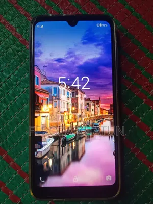 New Vfone 32 GB Blue