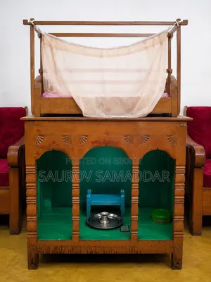 কাঠের সুন্দর ঠাকুর ঘর