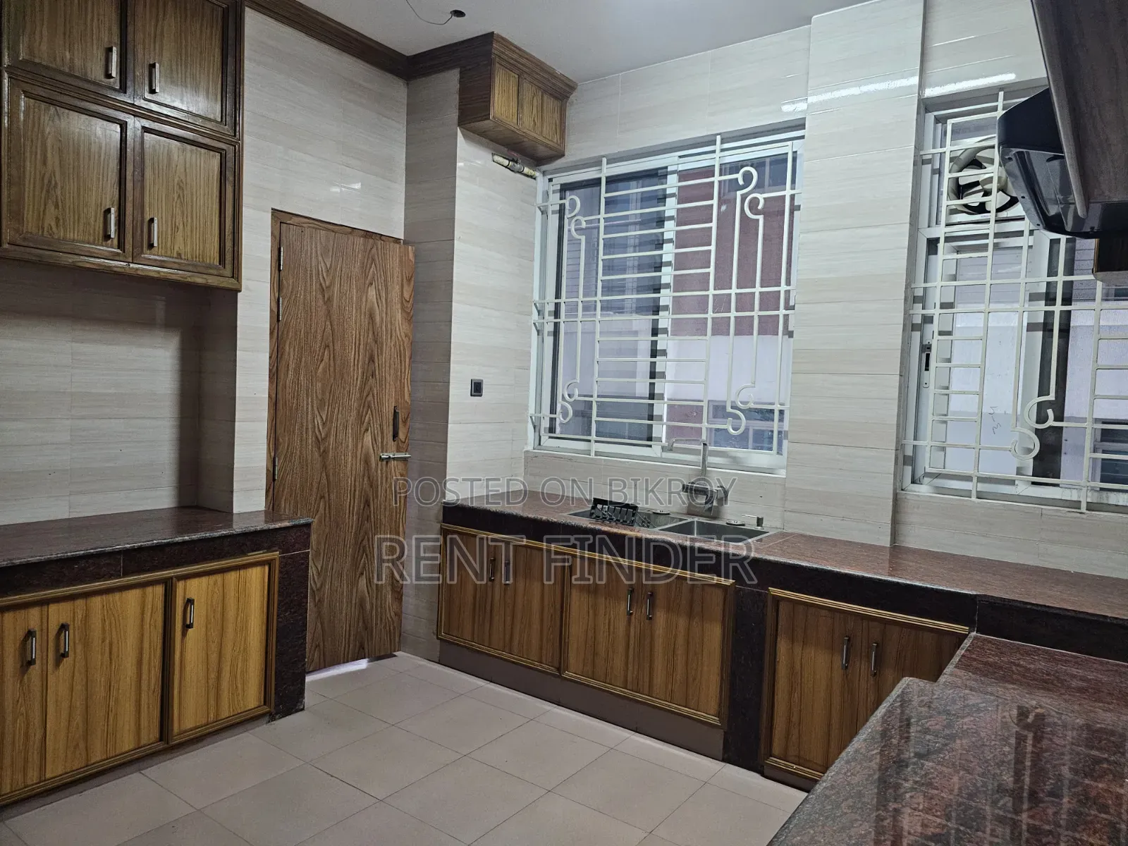 Baridhara Diplomatic Zone Office Space
