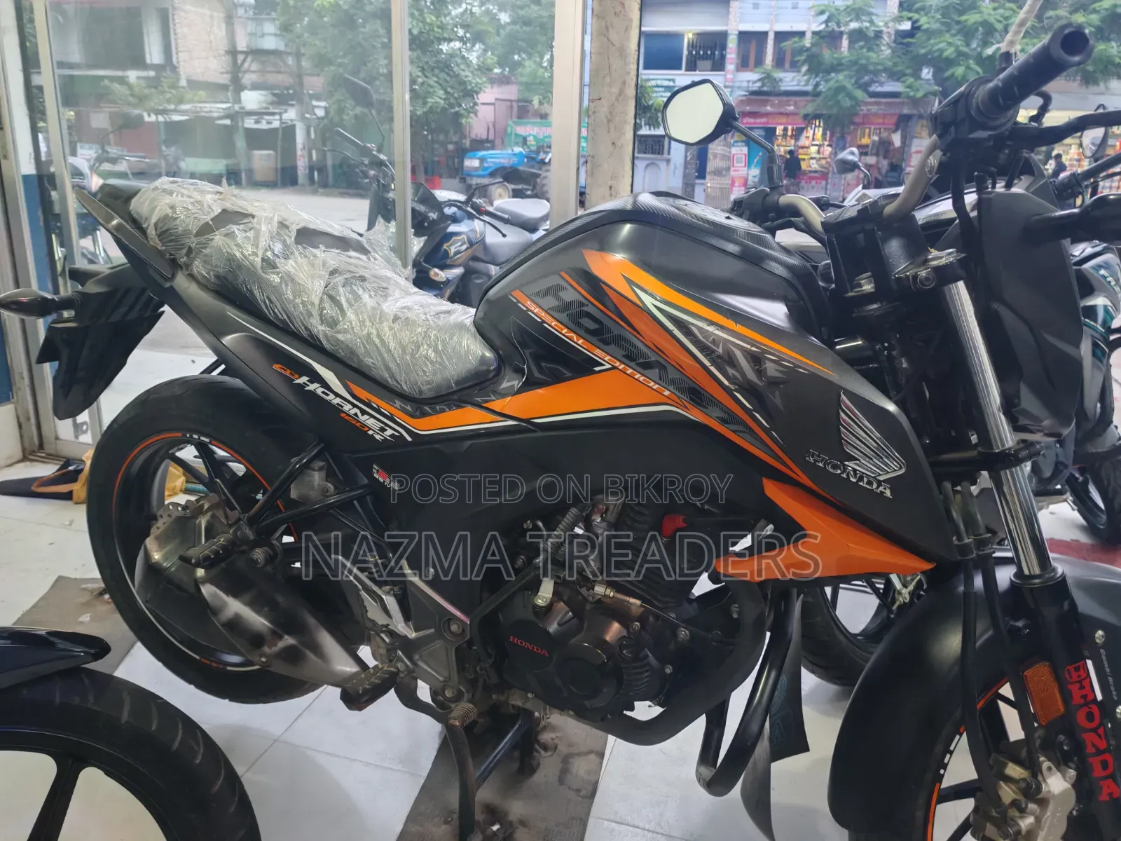 Honda Hornet 2022 Gray