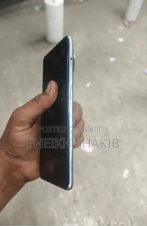 ওয়ানপ্লাস ১১আর ২৫৬ জিবি সিলভার