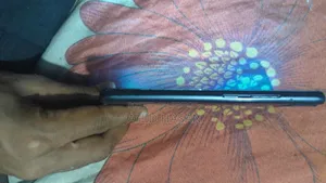 Realme 64 GB Black