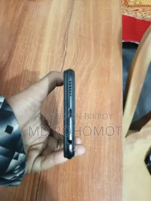 Vivo Y11 32 GB Red
