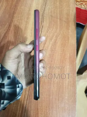 Vivo Y11 32 GB Red