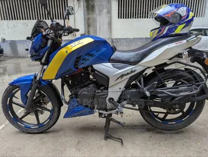 TVS Apache RTR 160 4V 2019 Blue