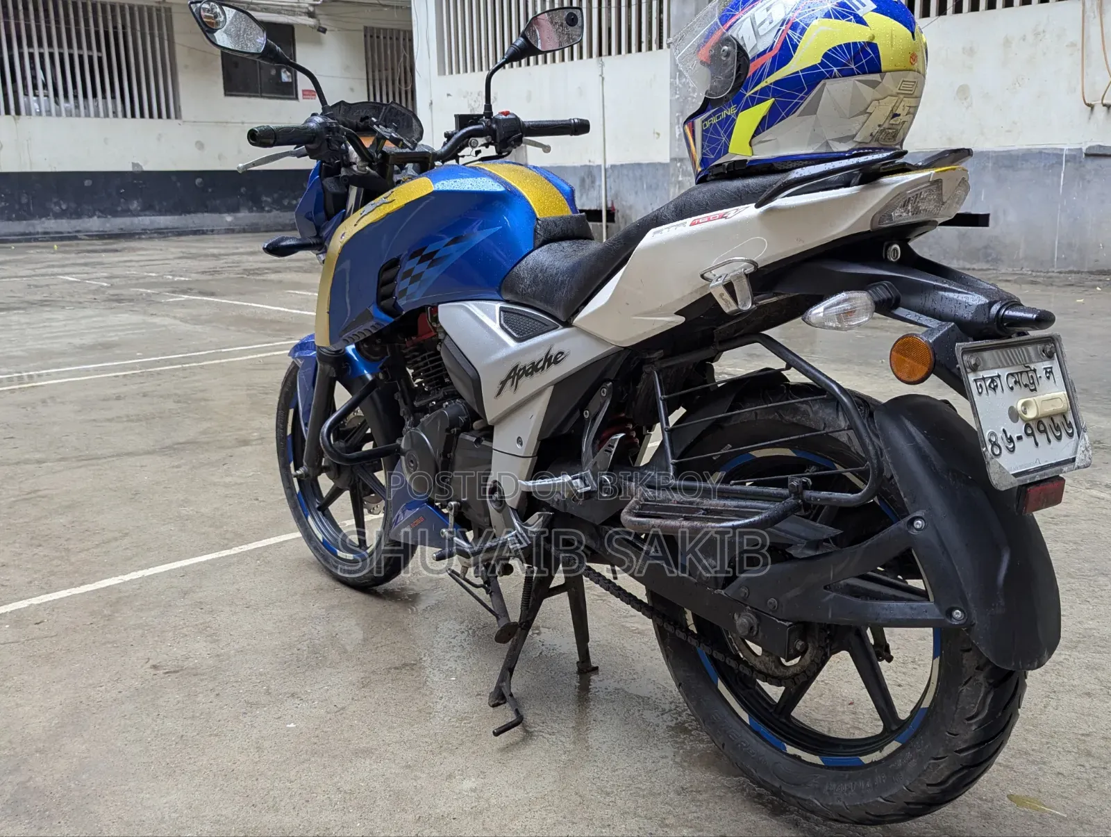 TVS Apache RTR 160 4V 2019 Blue