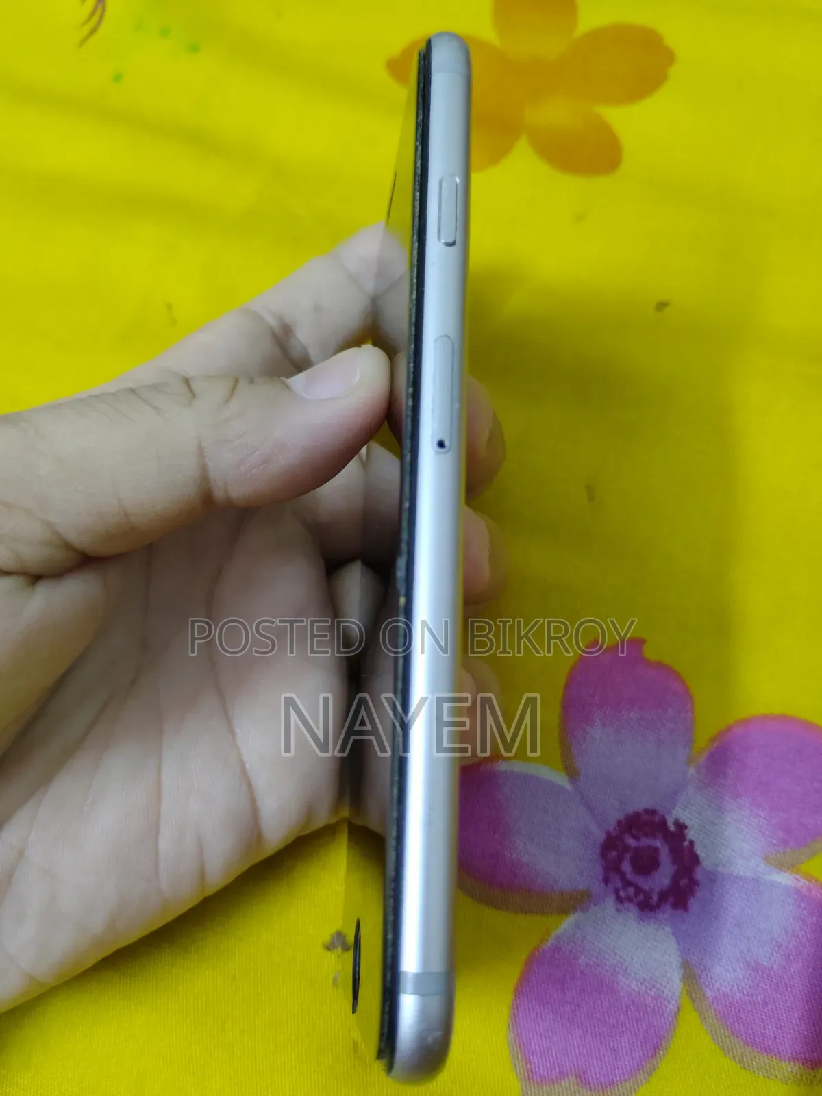 অ্যাপল আইফোন ৬এস ৬৪ জিবি গ্রে