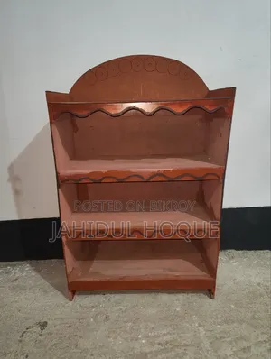 Attractive wooden shelf with box for sale.