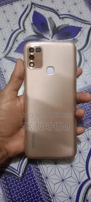 ইনফিনিক্স হট ১১ প্লে ৬৪ জিবি গোল্ড