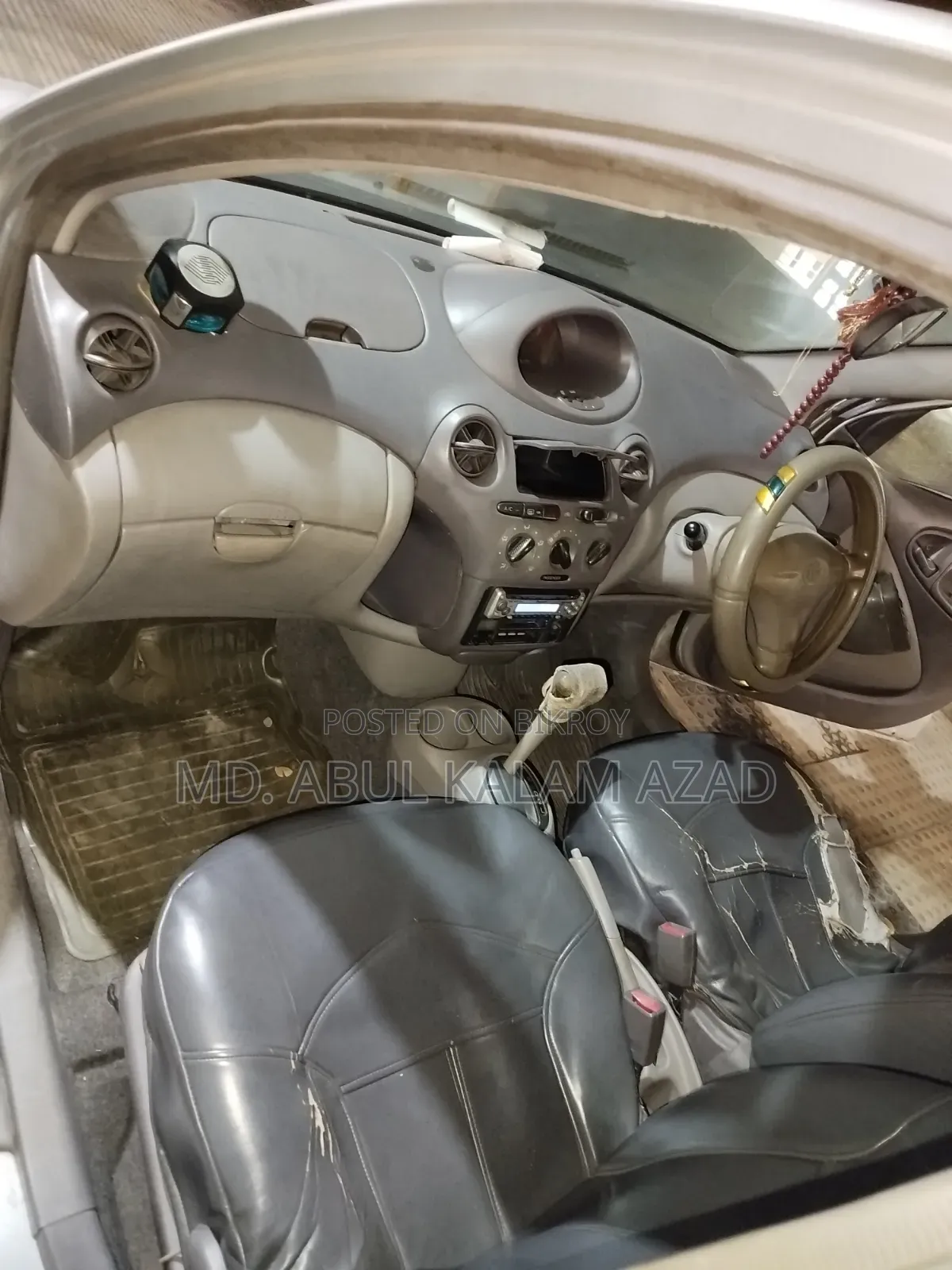 Toyota Platz 2001 Silver