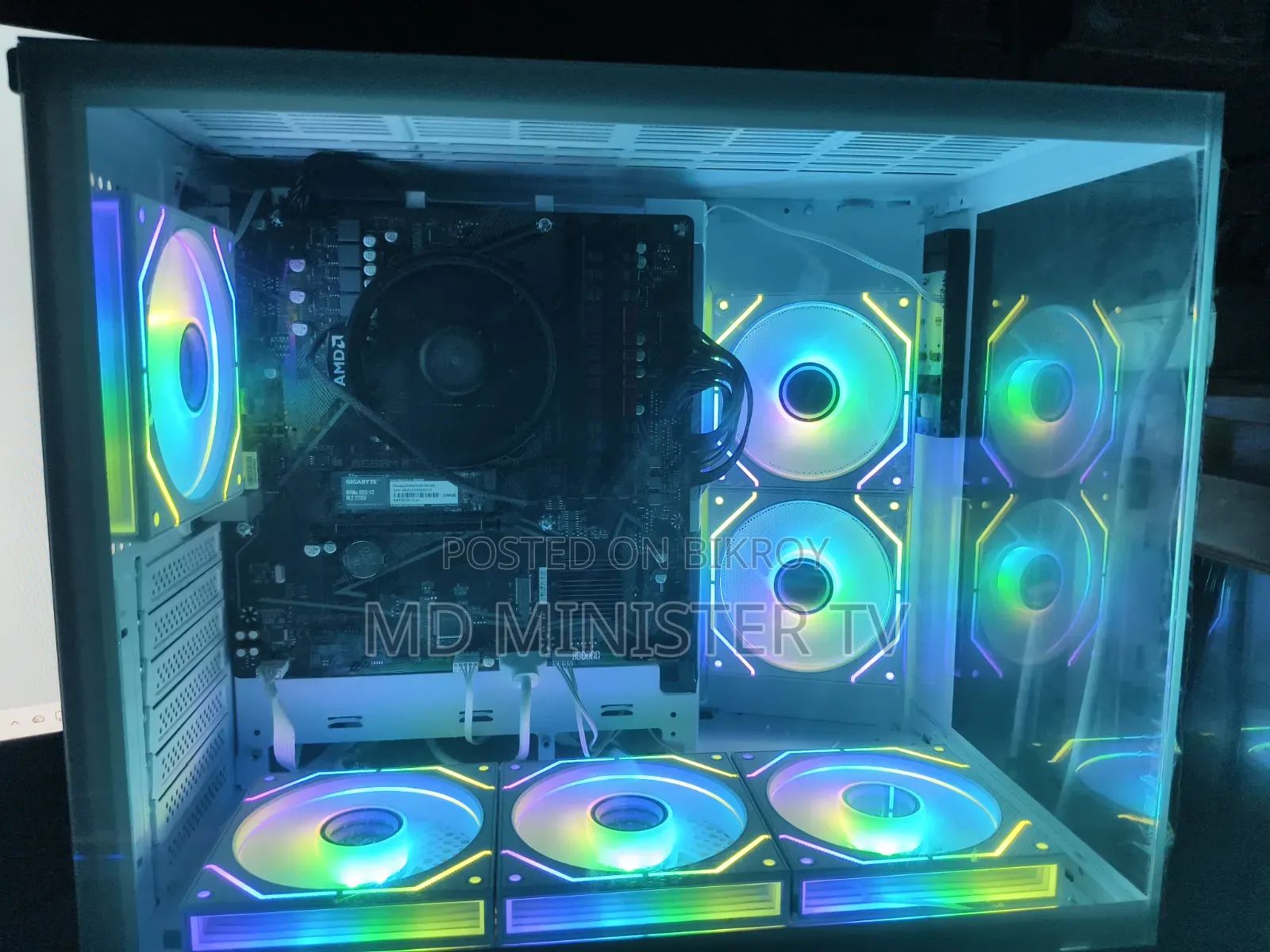 Desktop Computer Gigabyte 16GB AMD Ryzen 7 SSHD (Hybrid) 256GB