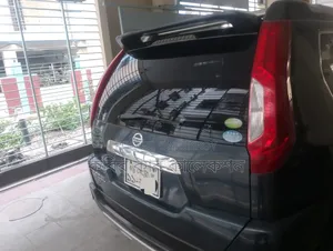 Nissan X-Trail 2011 Gray