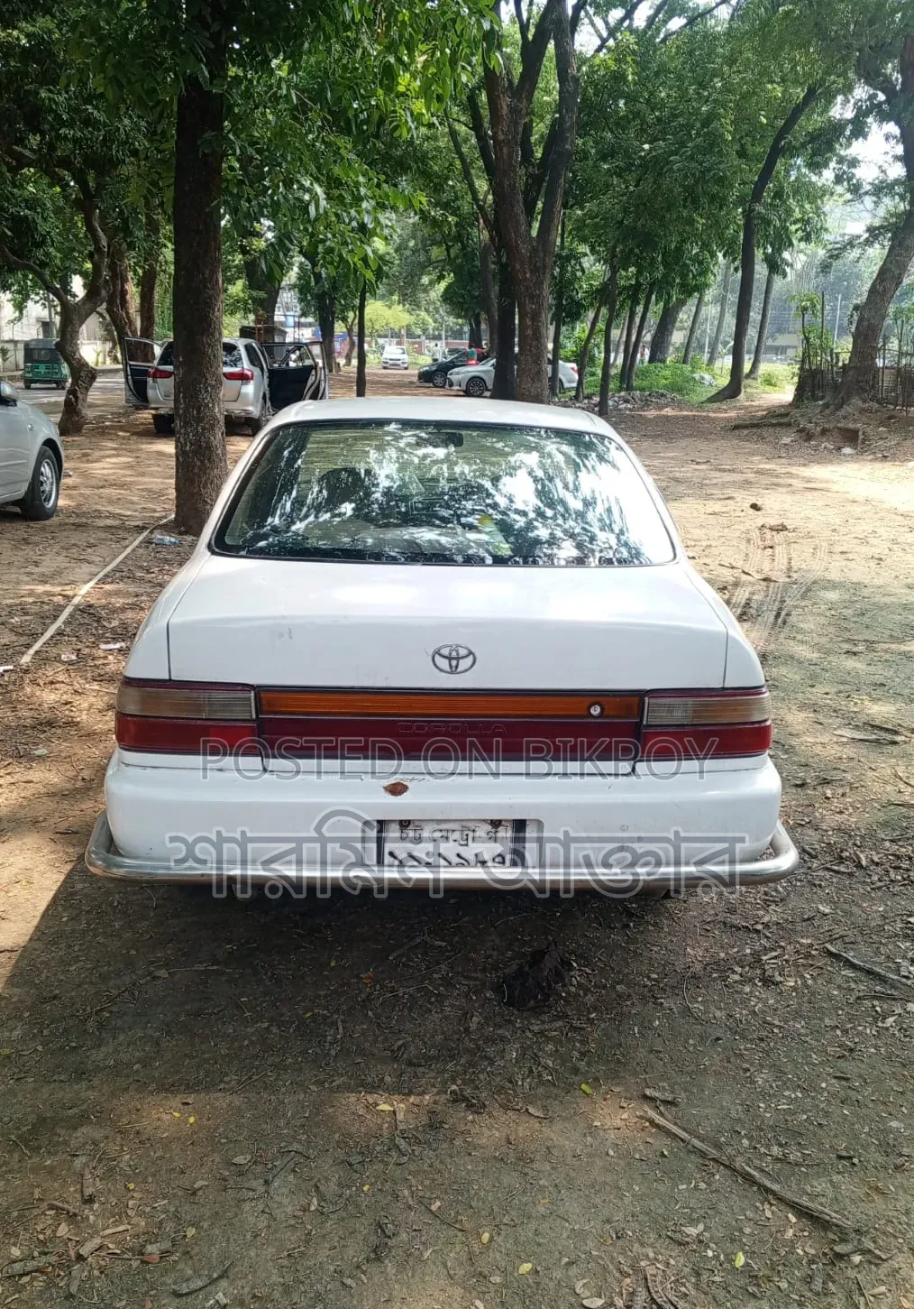 Toyota Corolla Sedan Automatic 1998 White
