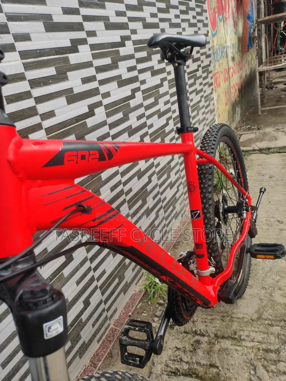 Veloce Outrage 602; Model 2023