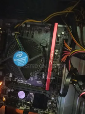 Gigabyte GA-H110MSTX-HD3-ZK 8GB Intel Core i5 SSD 256GB