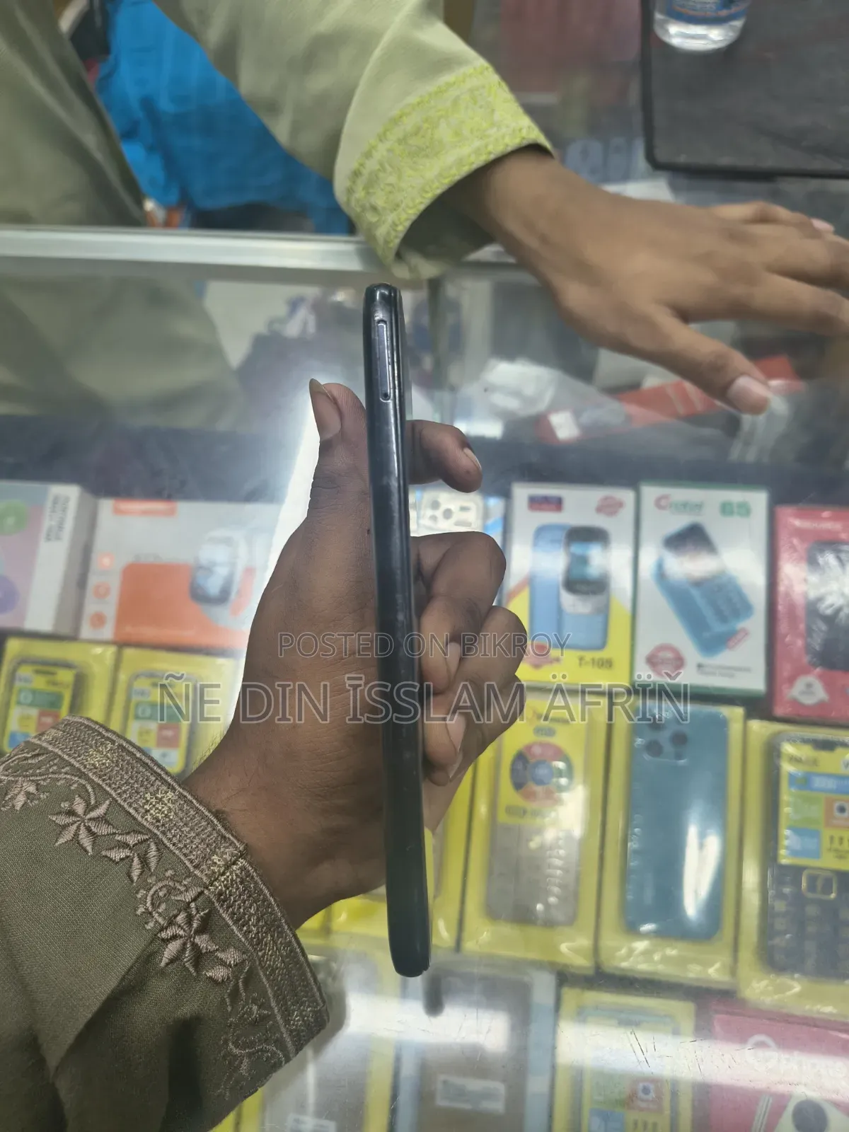 স্যামসাং গ্যালাক্সি এ০৪ই ৬৪ জিবি ব্ল্যাক