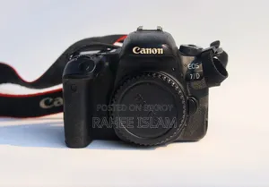 Canon 77d Camera