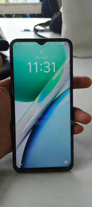 Vivo Y18 128 GB Red