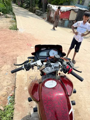 TVS Apache RTR 160 2V 2015 Red