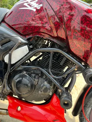 TVS Apache RTR 160 2V 2015 Red