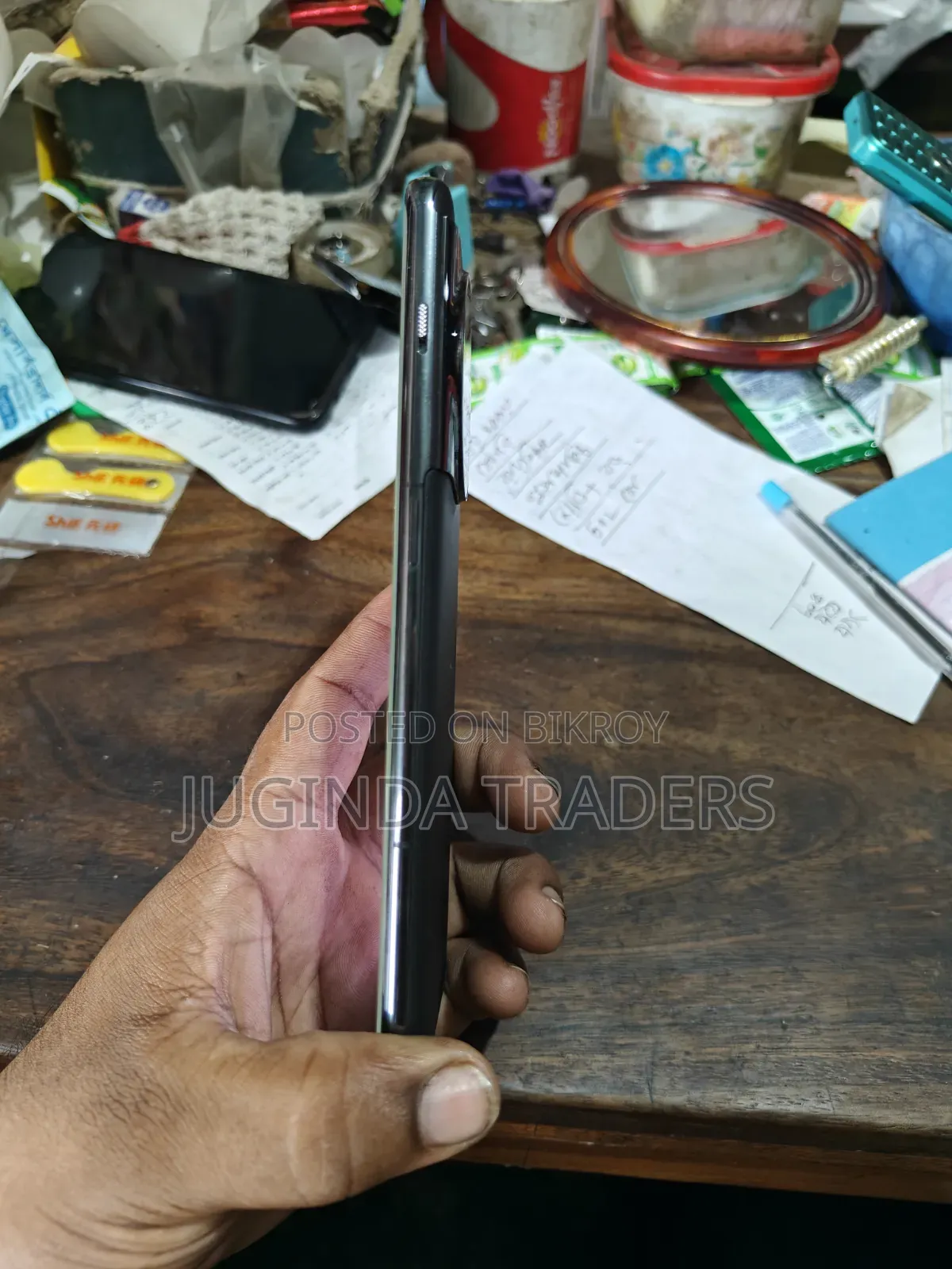 ওয়ানপ্লাস ১১ ২৫৬ জিবি ব্ল্যাক
