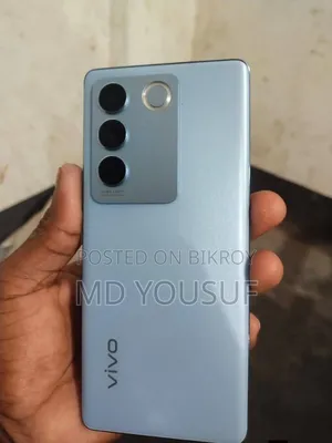 Vivo V27 128 GB Blue