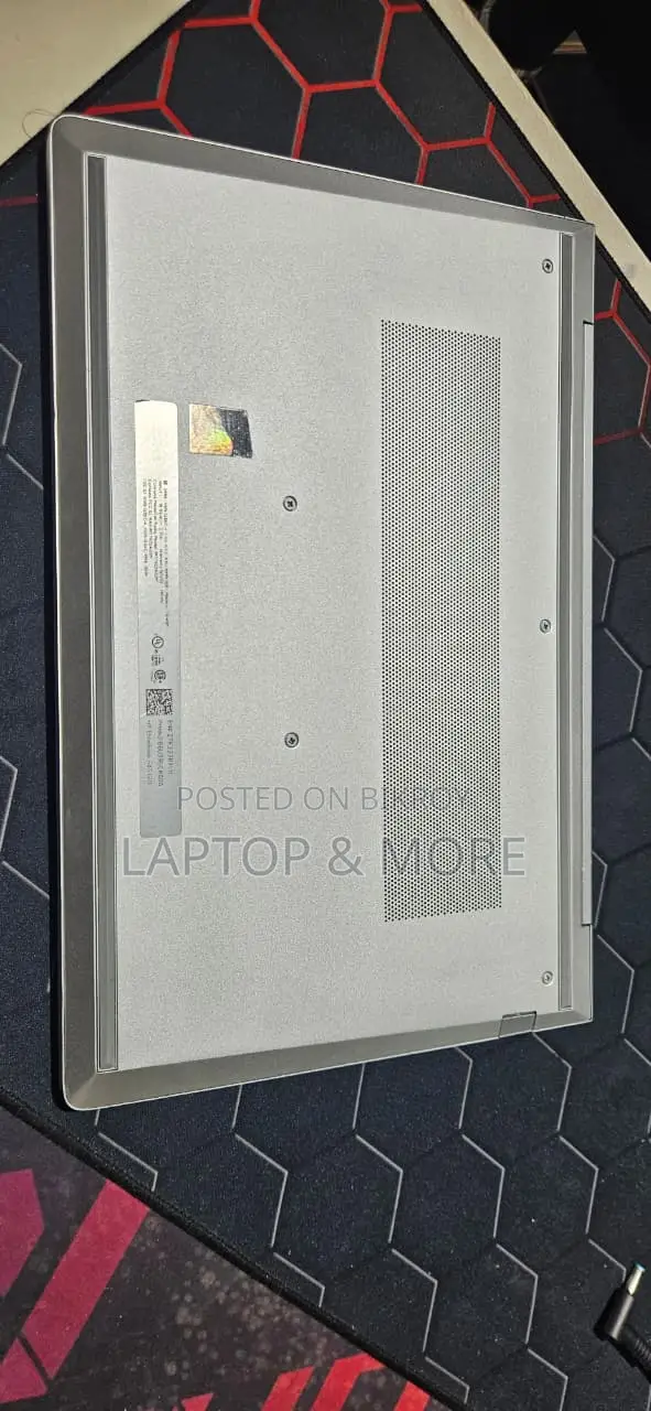 Laptop HP EliteBook 845 G8 8GB AMD Ryzen 3 SSD 256GB