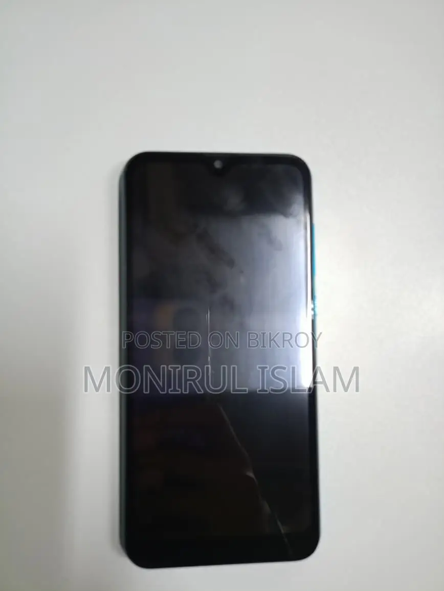 New Vfone 32 GB Blue