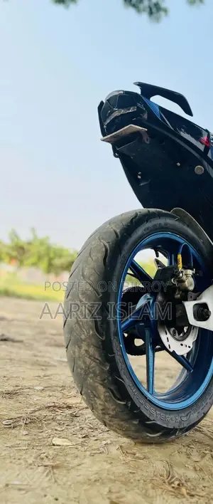 টিভিএস অ্যাপাচি ১৬০ ৪ভি ২০২৩ কালো