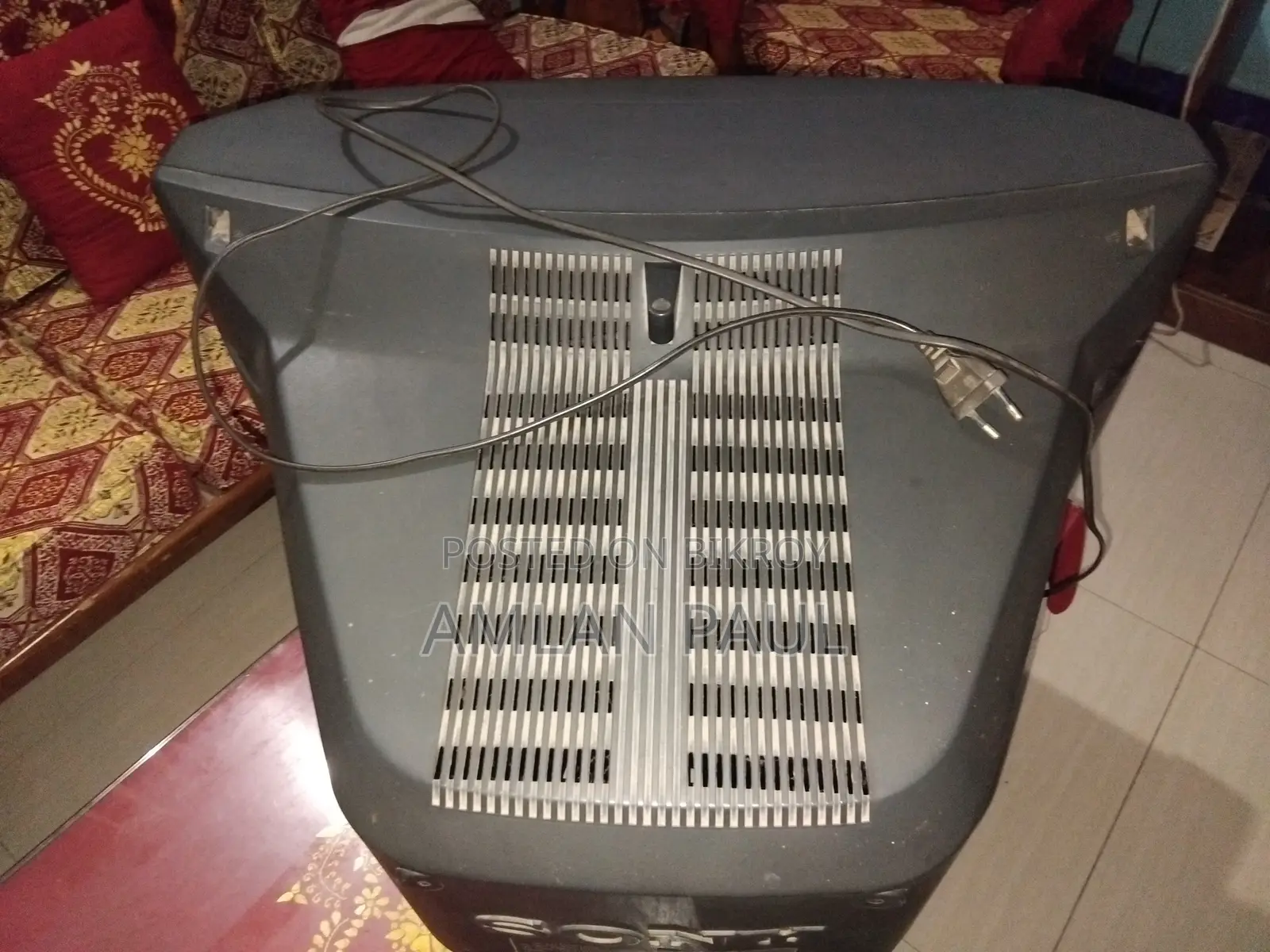 Sony Trinitron Colour Tv