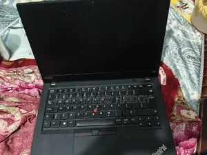 Laptop Lenovo ThinkPad T490s 8GB Intel Celeron HDD+SSD 256GB