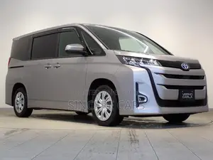 Toyota Noah 2022 Beige