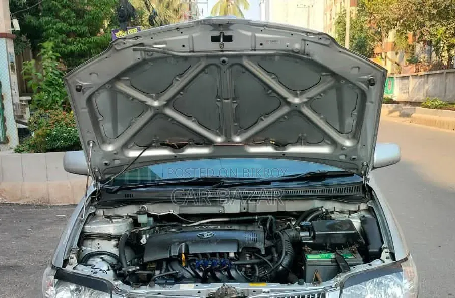 Toyota Corolla 2005 Silver