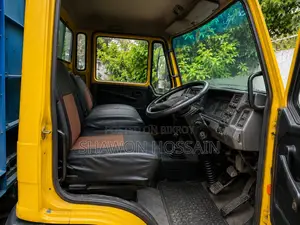 টাটা ১৬১৫ ওপেন ট্রাক