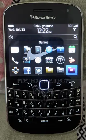 BlackBerry Bold Touch 9900 8 GB Black